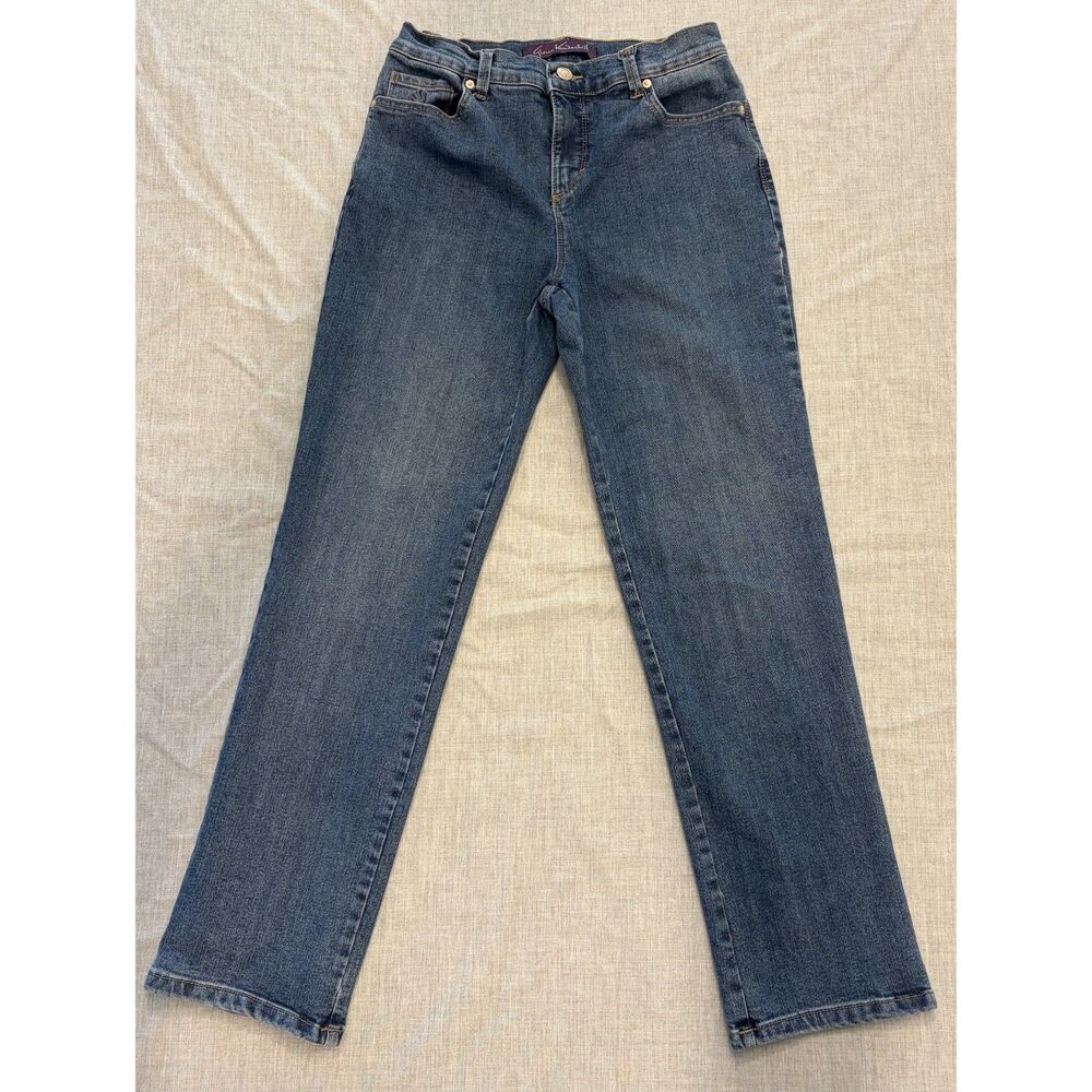 Gloria Vanderbilt Amanda Jeans Straight Leg Missy Size 4 Short